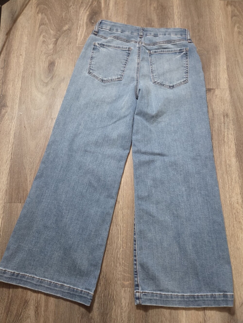 KUT from the Kloth Meg Wide Leg Jeans Size 4 Light Wash Cropped Patch Pocket - Picture 5 of 11